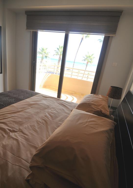Ithaki Phinikoudes Apartment No. 201 ลาร์นาคา ห้อง รูปภาพ