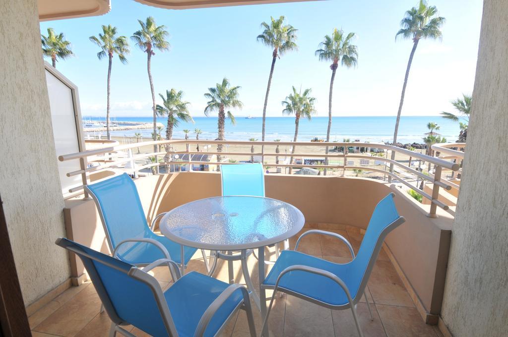 Ithaki Phinikoudes Apartment No. 201 ลาร์นาคา ห้อง รูปภาพ