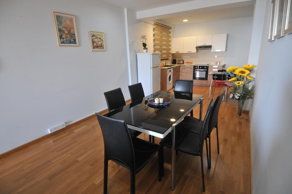 Ithaki Phinikoudes Apartment No. 201 ลาร์นาคา ห้อง รูปภาพ