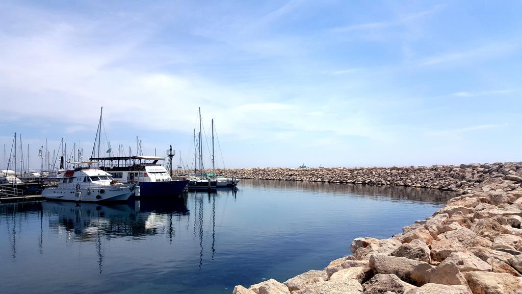 Ithaki Phinikoudes Apartment No. 201 ลาร์นาคา ภายนอก รูปภาพ