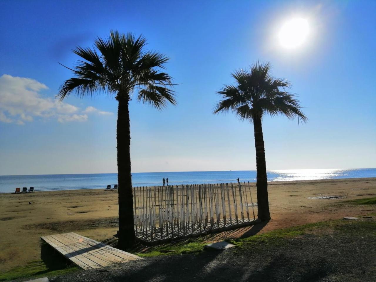 Ithaki Phinikoudes Apartment No. 201 ลาร์นาคา ภายนอก รูปภาพ